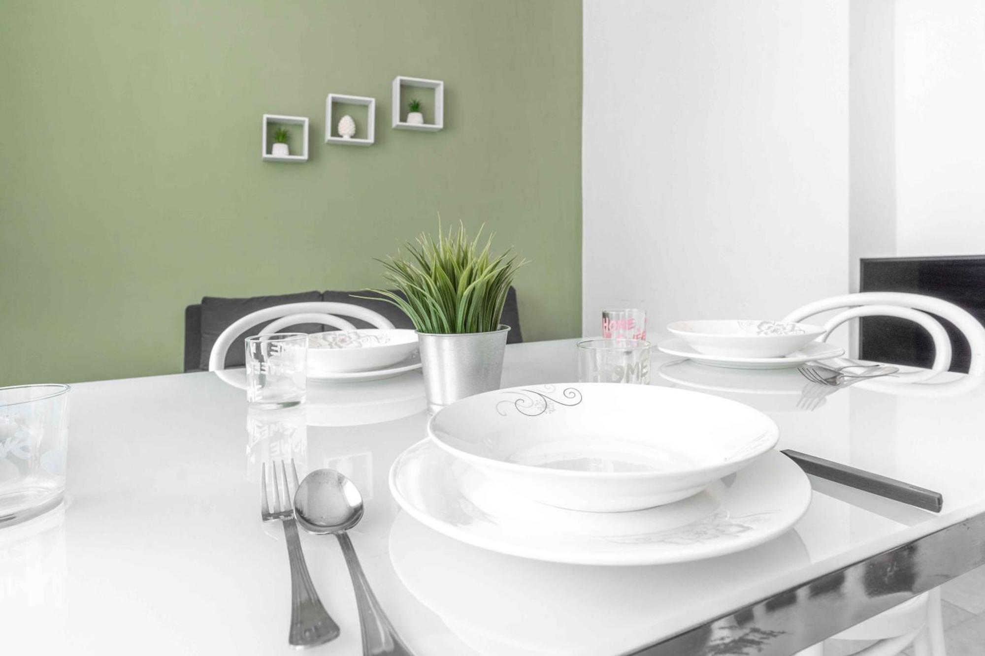 Ve2 Isola Cool • Exclusive • Milano